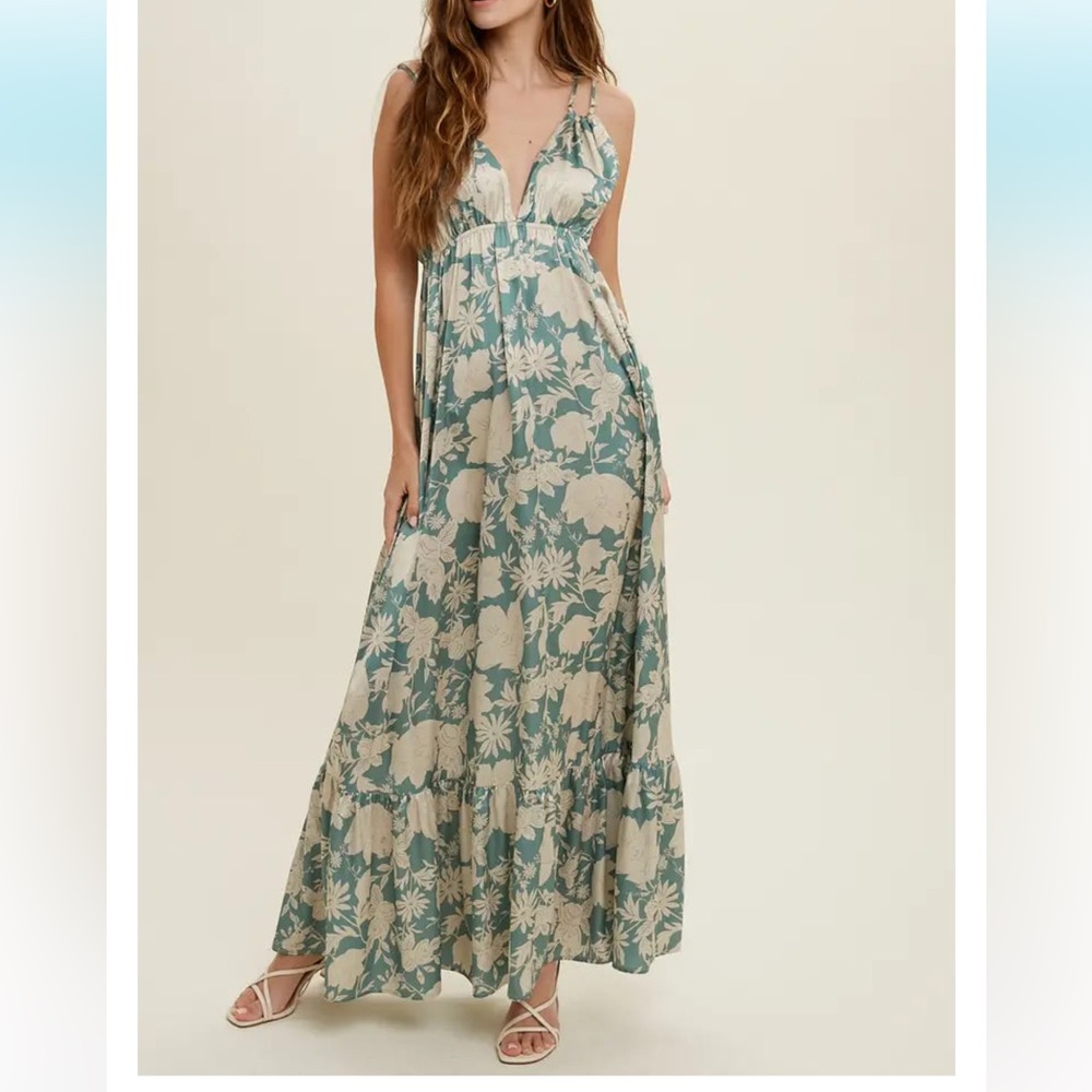 NEW FLORAL SATIN GREEN & CREAM MAXI DRESS WITH DOUBLE STRAPS - Picture 3 of 8